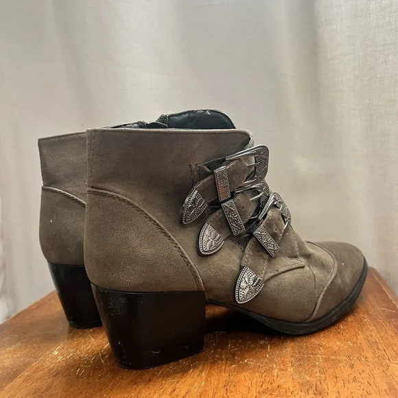 Truffle‎ Ankle Boots Womens 5.5 Green Suede Leather Buckle Strap Booties Western - Picture 9 of 12